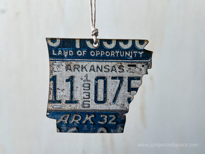 Arkansas Vintage License Plate Ornament Magnet