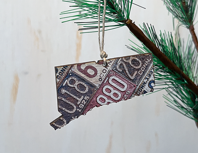 Connecticut Vintage License Plate Ornament Magnet