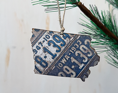 Iowa Vintage License Plate Ornament Magnet