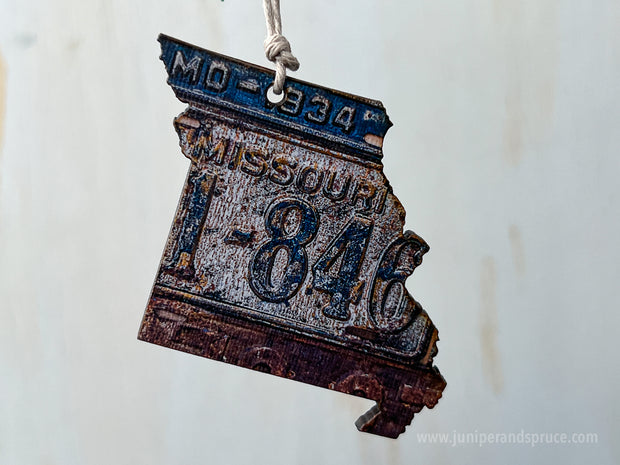 Missouri Vintage License Plate Ornament Magnet