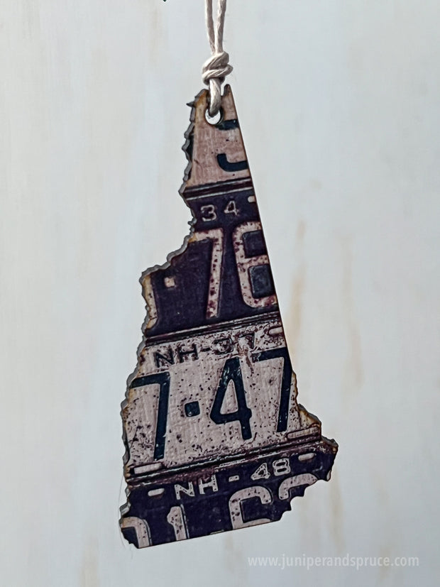 New Hampshire Vintage License Plate Ornament Magnet