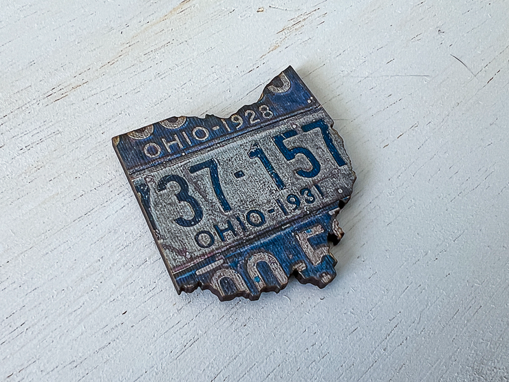 Ohio Vintage License Plate Ornament Magnet