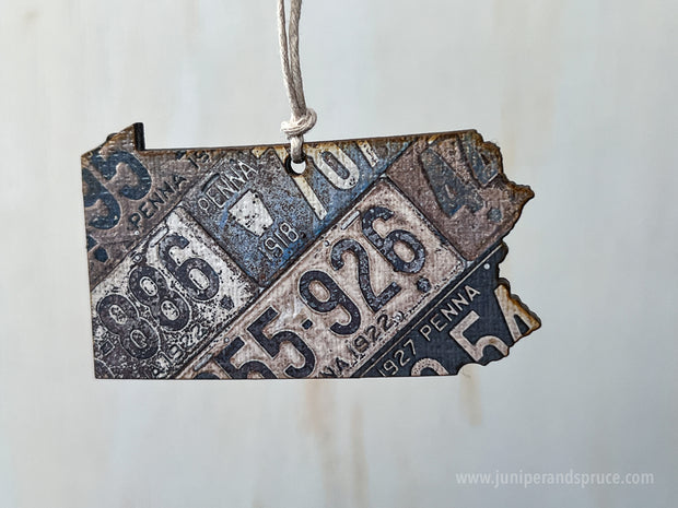 Pennsylvania Vintage License Plate Ornament Magnet