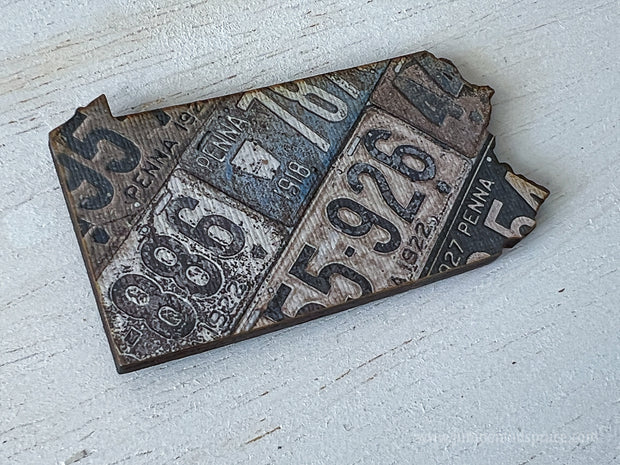 Pennsylvania Vintage License Plate Ornament Magnet