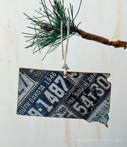 South Dakota Vintage License Plate Ornament Magnet