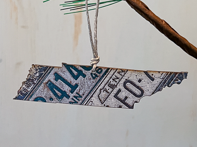 Tennessee Vintage License Plate Ornament Magnet