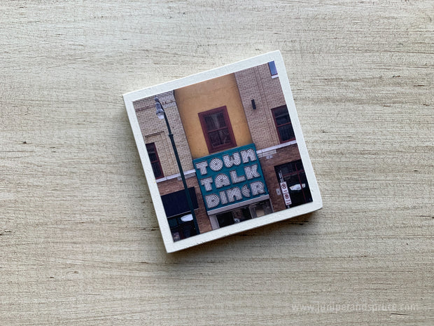 Magnet - Town Talk Diner Sign - Minneapolis