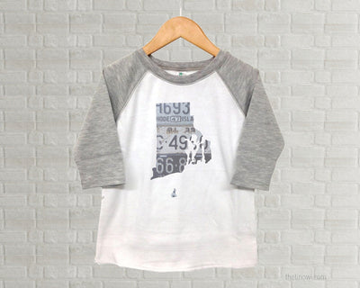 Rhode Island Youth Raglan T-Shirt - Vintage License Plate Art